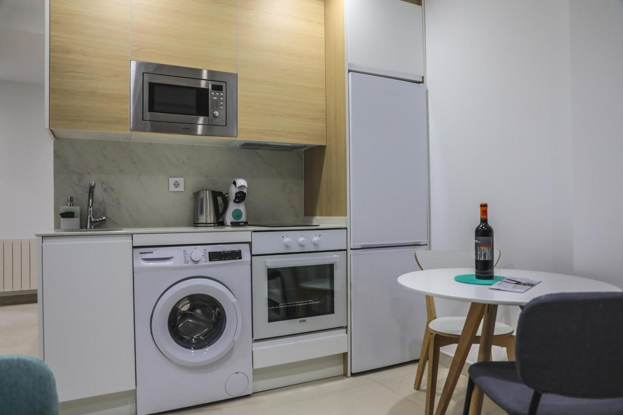 Apartamentos Sudestada Logroño Esterno foto